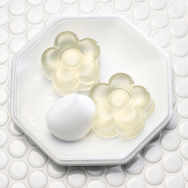 MARY QUANT ESSENTIALS MOISTURE SOAP（果凍洗顏皂，95%以上美容成分）