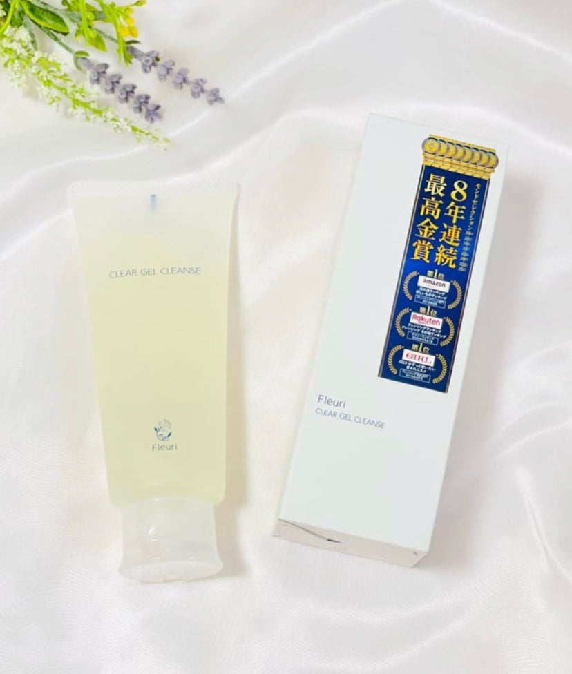 Fleuri Clear Gel Cleanse 洗臉露(卸妝+洗臉+去角質 3in1 ) 150g