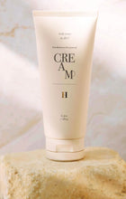 將圖片載入圖庫檢視器 Her lip to SENSUAL RICH BODY CREAM
